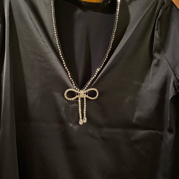 Express Black Satin Blouse With Clear Stone Bow Back NWT - Picture 4 of 6